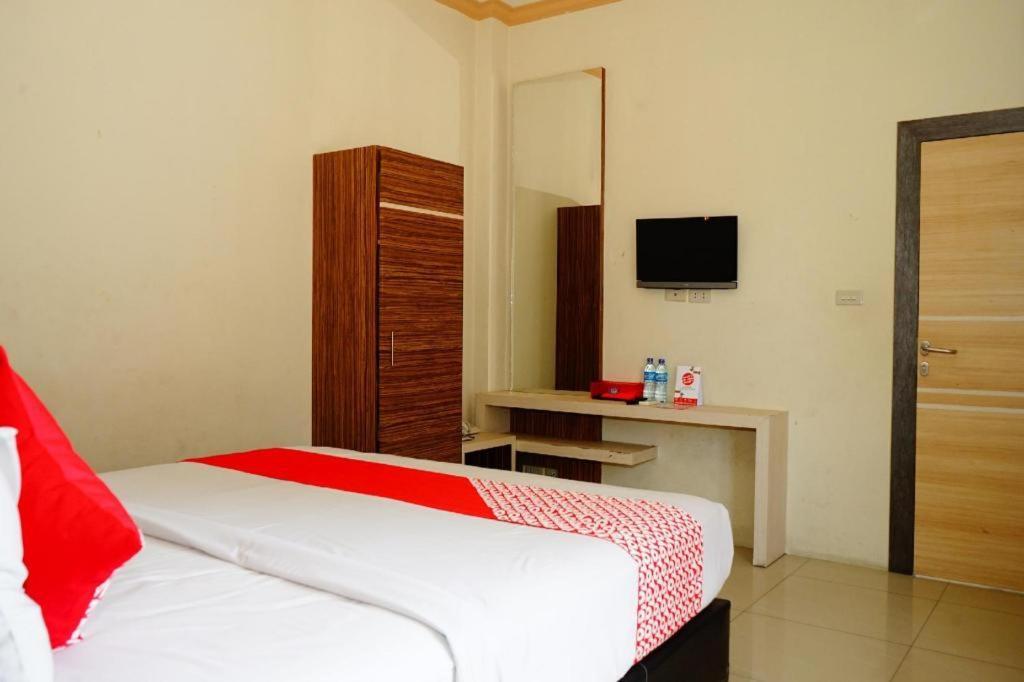 Hotel Golden Vella Pangkal Pinang Exterior foto